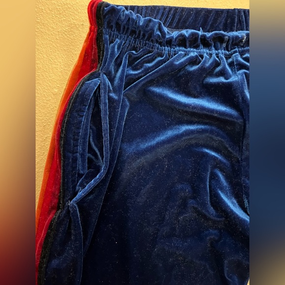 SOLD - Picture 3 of 7